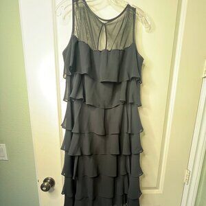 PATRA BLACK SLEEVELESS TIERED RUFFLE COCKTAIL - Size 12